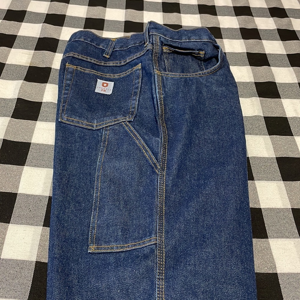 TYNDALE FLAME RESISTANT JEANS USA ARC Rating (ATPV):17 FRMC DENIM HRC 2  40 x 32